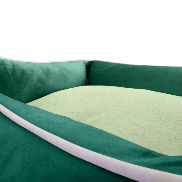 Luxe Emerald Green Velvet Dog Bed richpaw.co.uk/