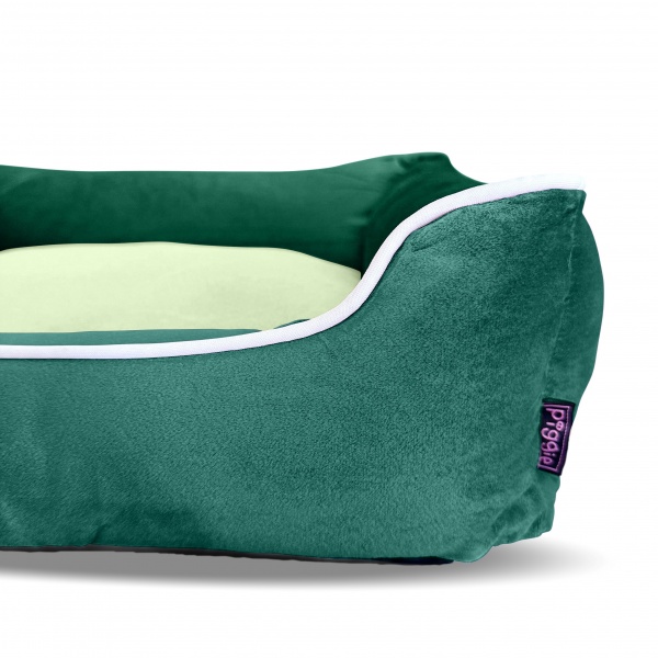 Luxe Emerald Green Velvet Dog Bed richpaw.co.uk/